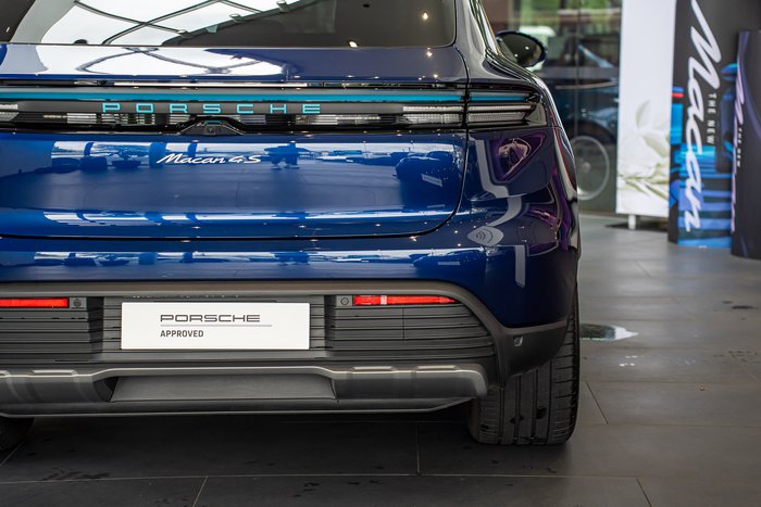 2025 Porsche Macan 4S