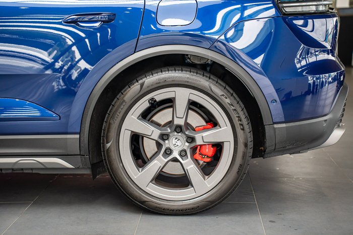 2025 Porsche Macan 4S