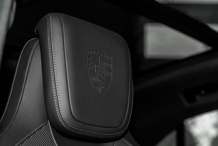 2025 Porsche Macan 4S