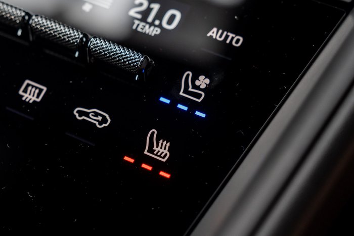 2025 Porsche Macan 4S