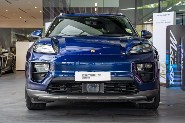 2025 Porsche Macan 4S