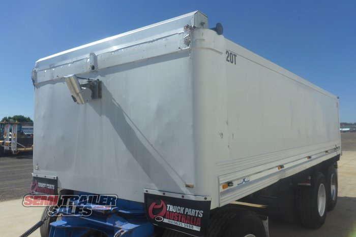 2000 Hamelex Dog Tipper