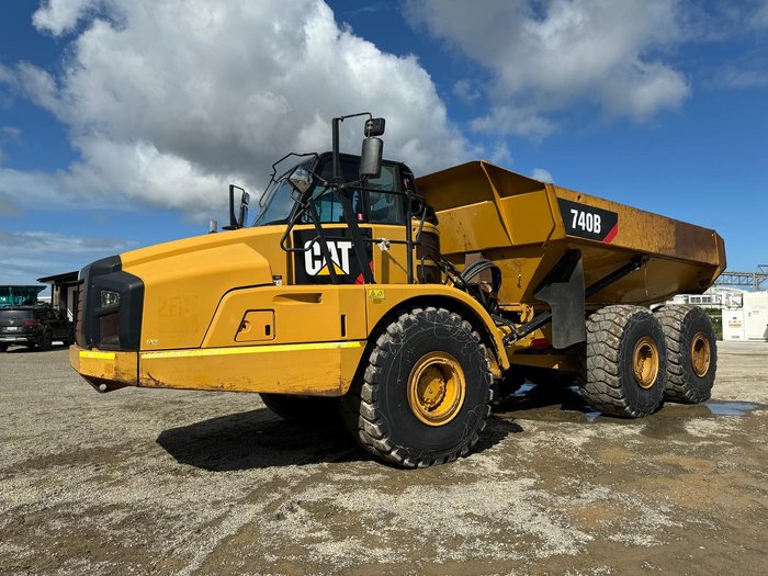 2013 Caterpillar 740B