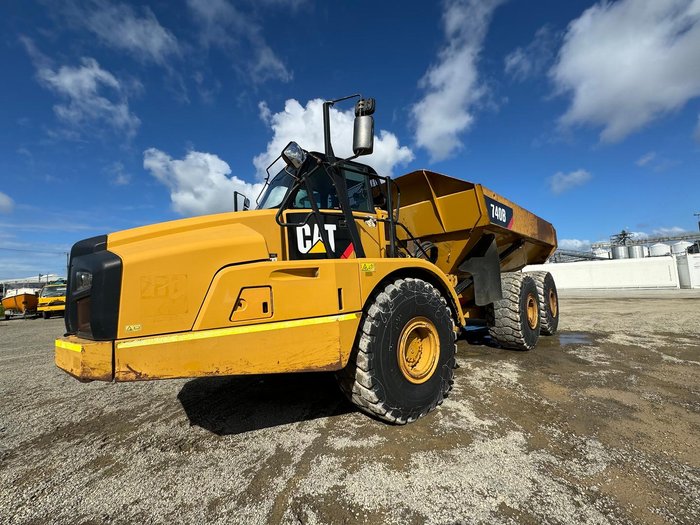 2013 Caterpillar 740B