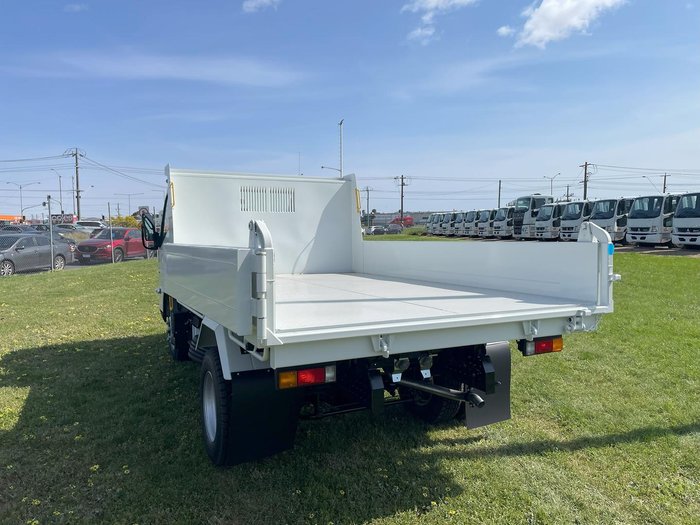 2025 Fuso Canter 815 Tipper White