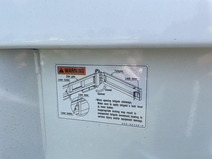 2025 Fuso Canter 815 Tipper White