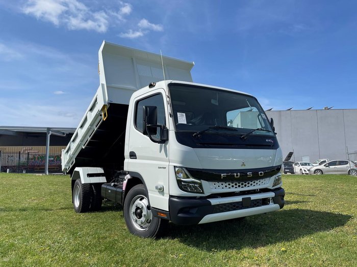 2025 Fuso Canter