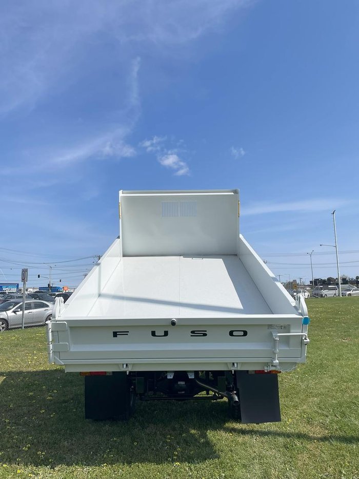 2025 Fuso Canter 815 Tipper White