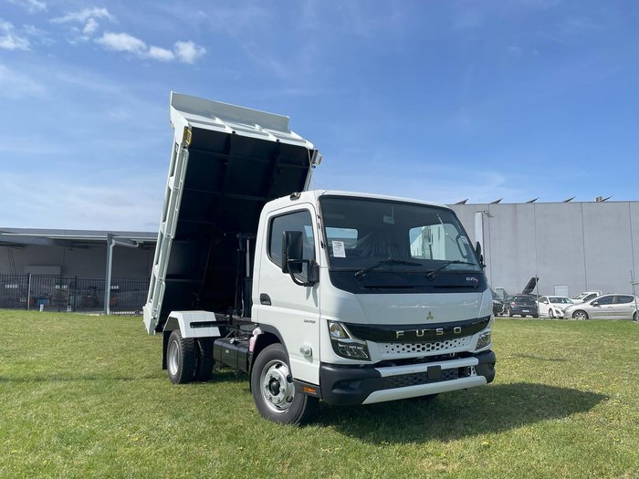 2025 Fuso Canter 815 Tipper White