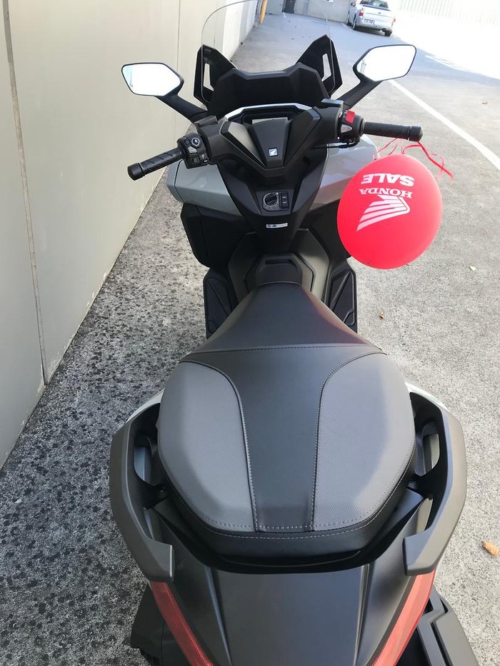 2025 Honda Forza 350 (NSS350) 