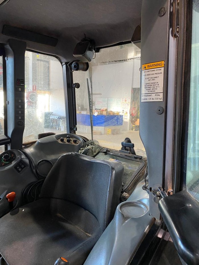 1997 New Holland Tn90f
