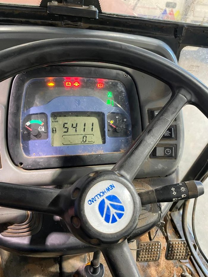 1997 New Holland Tn90f