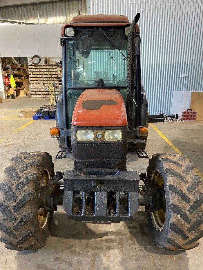 1997 New Holland Tn90f
