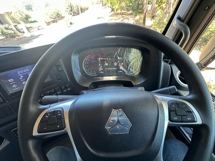 2024 Sinotruk Sitrak C7h