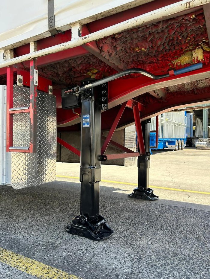 2016 Vawdrey St4 24 Pallet Sd Refrigerated Curtain Sider (Mezzanine)