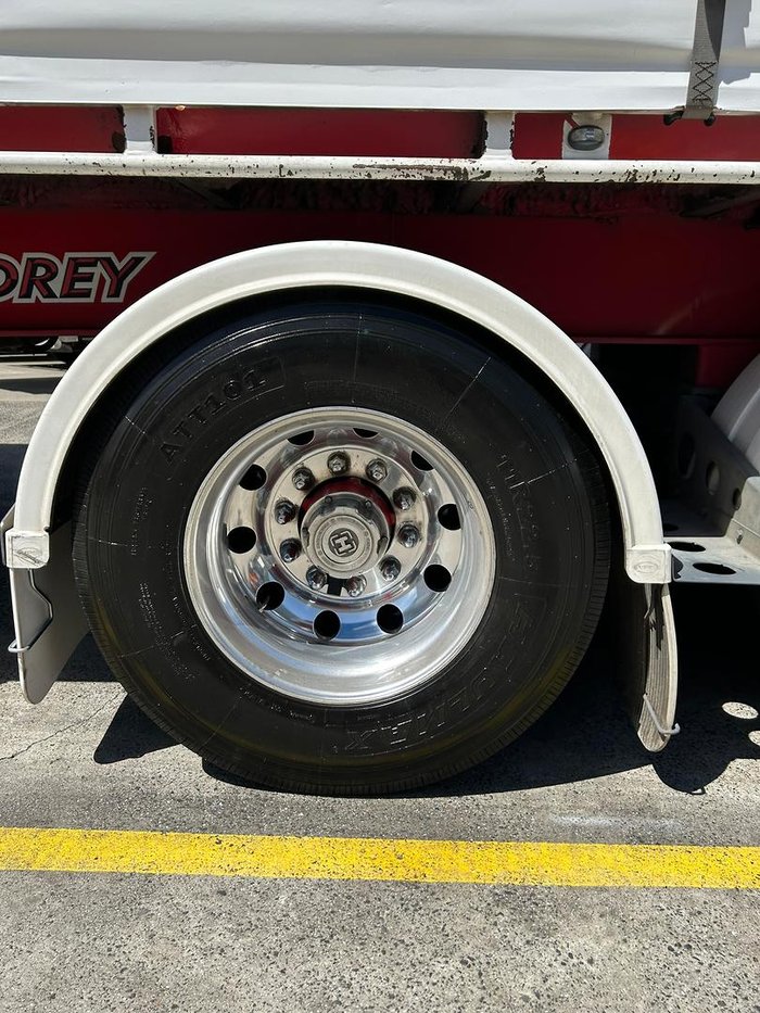 2016 Vawdrey St4 24 Pallet Sd Refrigerated Curtain Sider (Mezzanine)