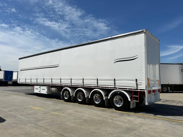 2016 Vawdrey St4 24 Pallet Sd Refrigerated Curtain Sider (Mezzanine)