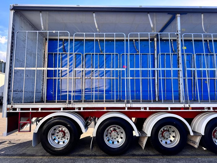 2016 Vawdrey St4 24 Pallet