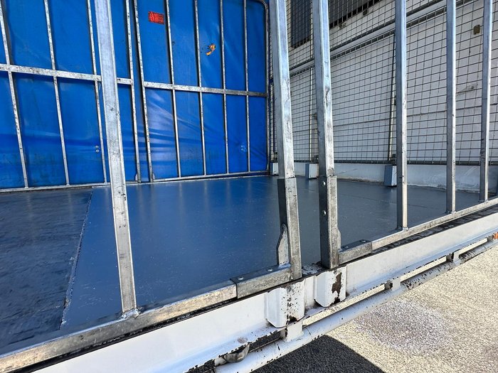 2016 Vawdrey St4 24 Pallet Sd Refrigerated Curtain Sider (Mezzanine)