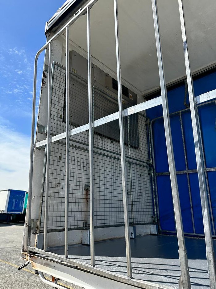 2016 Vawdrey St4 24 Pallet Sd Refrigerated Curtain Sider (Mezzanine) 