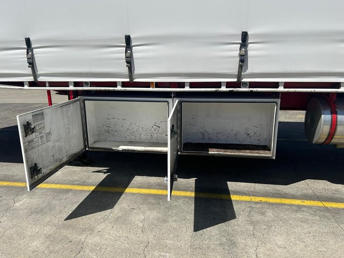 2016 Vawdrey St4 24 Pallet Sd Refrigerated Curtain Sider (Mezzanine)