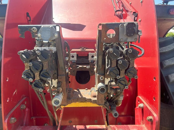 2014 CASE IH Quadtrac 600 RED