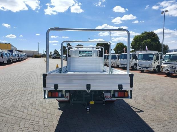 2025 Isuzu N Series NPR 45/55-155 Tradepack White