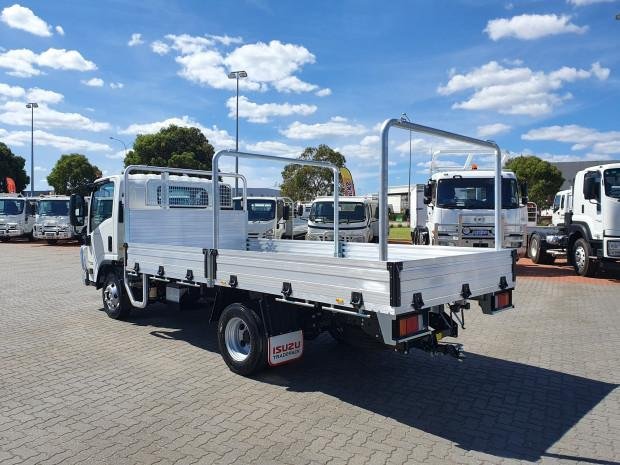 2025 Isuzu N Series NPR 45/55-155 Tradepack White