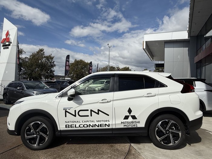 2024 Mitsubishi Eclipse Cross PHEV ES