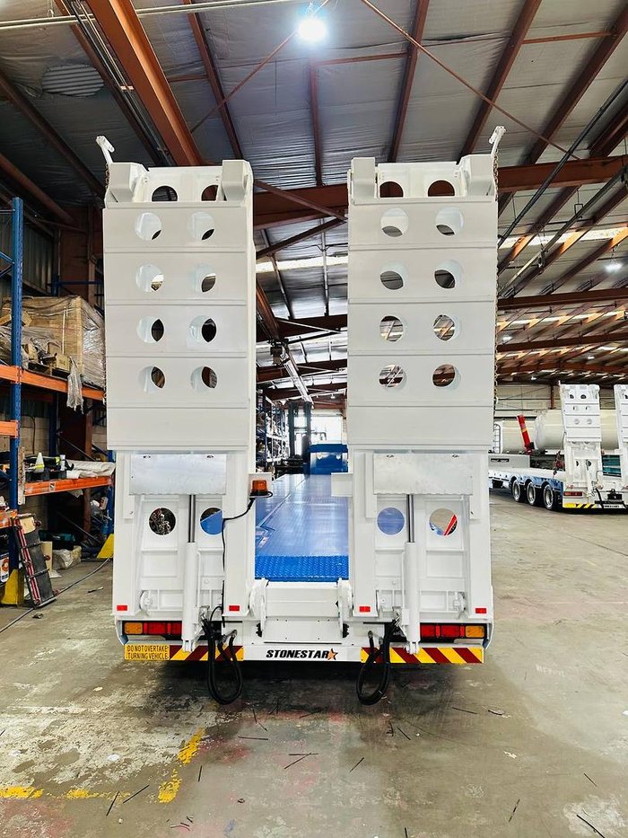 Stonestar Quad Axle Longer Version For 40 Ft Container