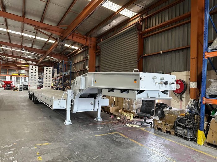 Stonestar Quad Axle Longer Version For 40 Ft Container