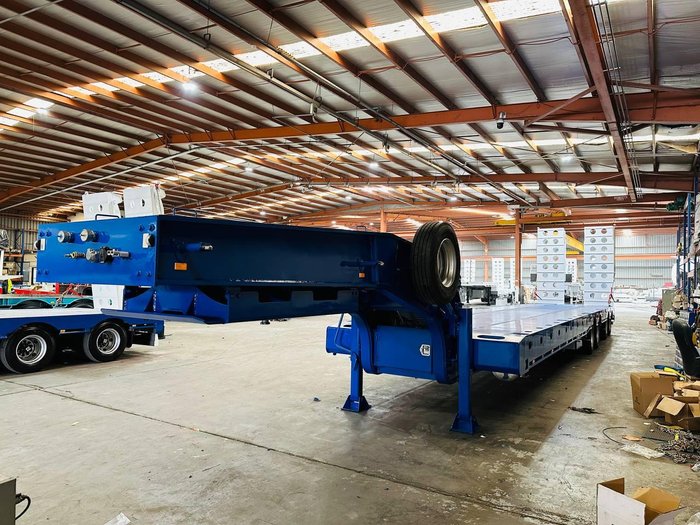 Stonestar Quad Axle Longer Version For 40 Ft Container