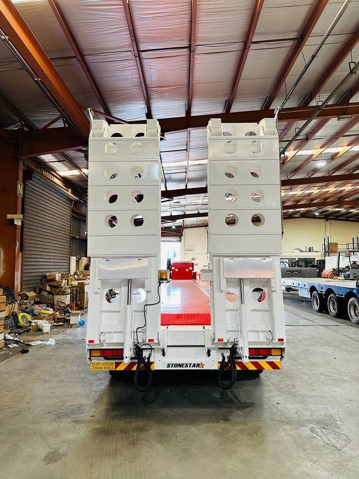 0 Stonestar Quad Axle Longer Version For 40 Ft Container