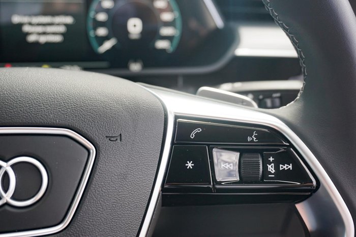 2023 Audi Q8 e-tron 55