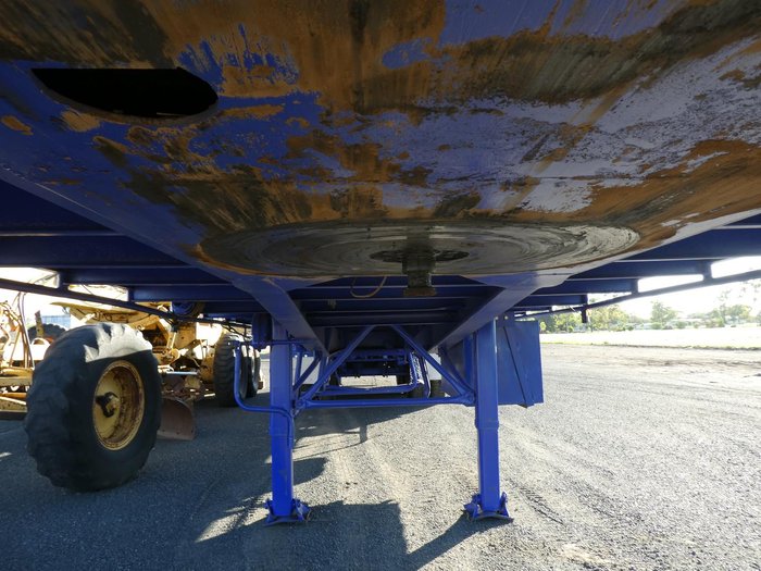 1989 Freighter 45Ft BLUE