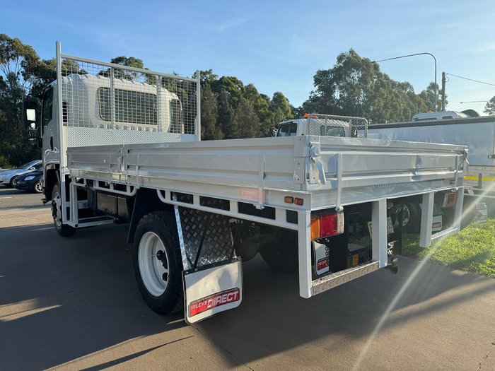 2012 Isuzu Fss 550 WHITE