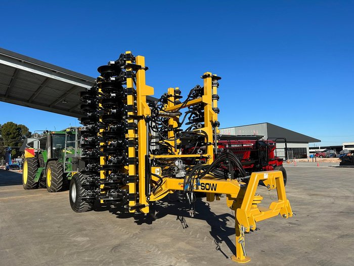 0 SERAFIN ULTISOW NARROW FOLD SINGLE DISC SEEDER NEW YELLOW