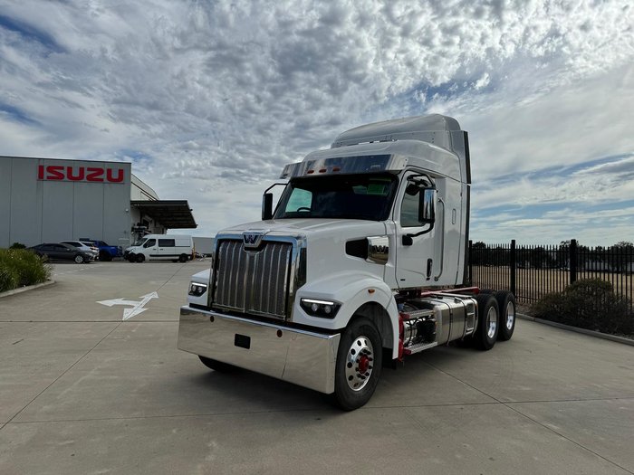 2024 Western Star 48X