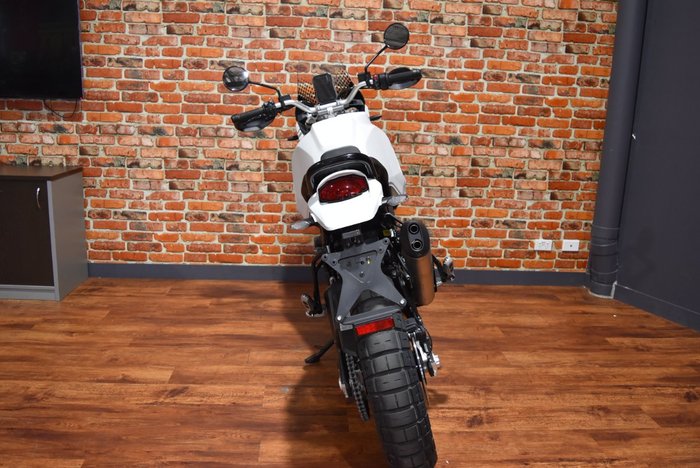 2023 Ducati DESERTX WHITE SILK