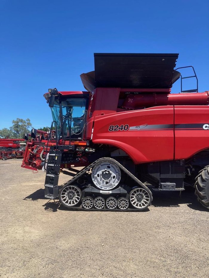 2016 CASE IH 8240