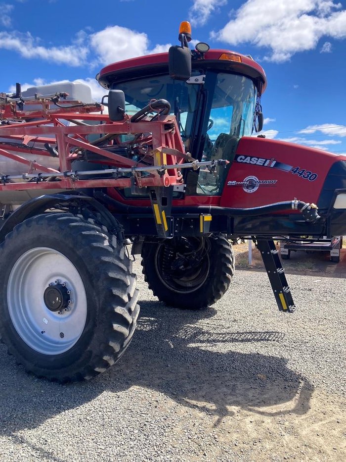 2017 CASE IH 4430