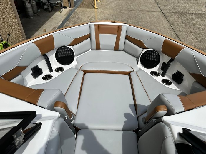2024 Malibu Wakesetter 23 LSV