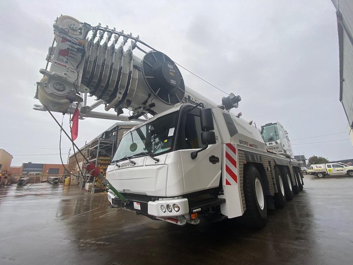 2023 Grove GMK 5120L WHITE