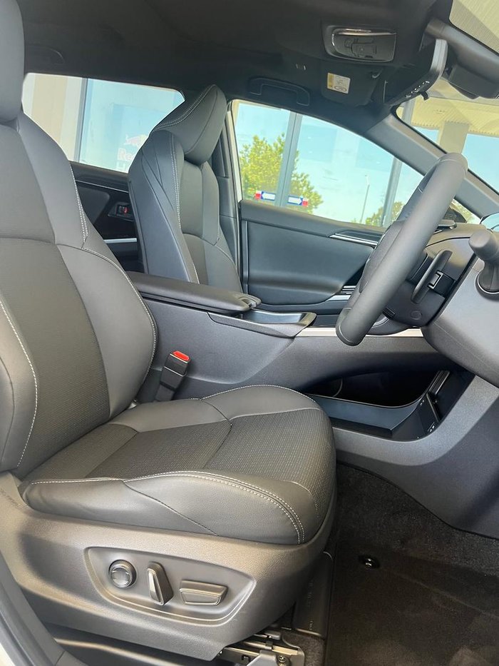 2024 Subaru Solterra AWD Touring E1-1 MY24 AWD Cosmic White