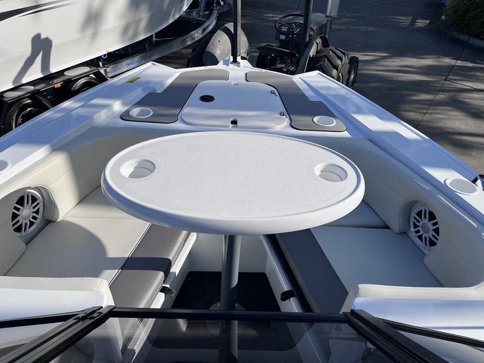 2024 QUINTREX 530 Freestyler Pro