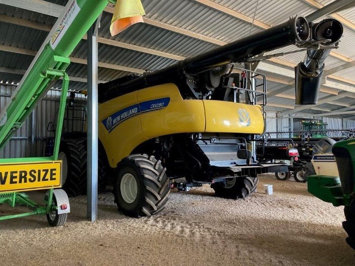 2017 New Holland Cr10.90