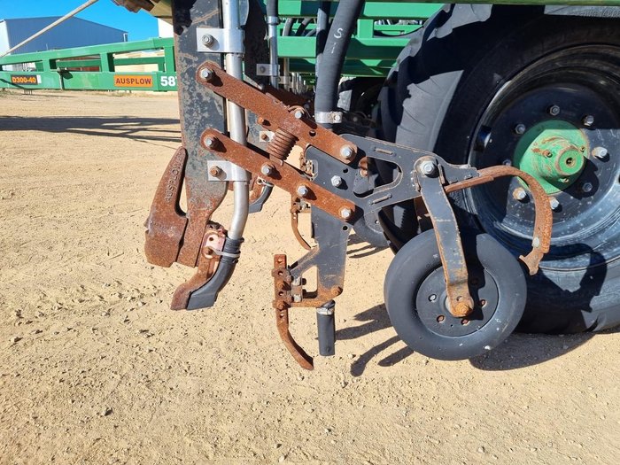 2019 Ausplow D300-40