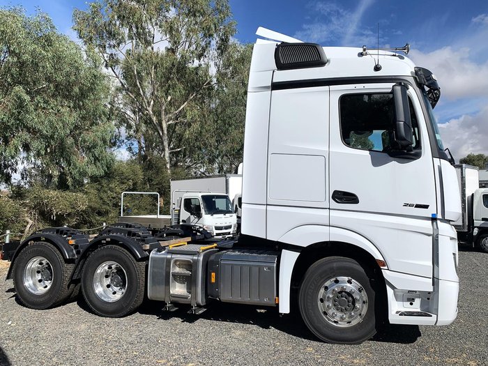 2024 Mercedes-Benz 2663 Actros 2263 White
