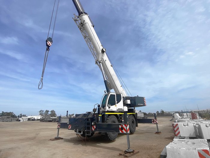 2019 Liebherr Lrt100-2.1 Grey