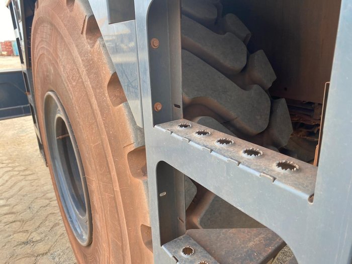 2019 Liebherr Lrt100-2.1 Grey